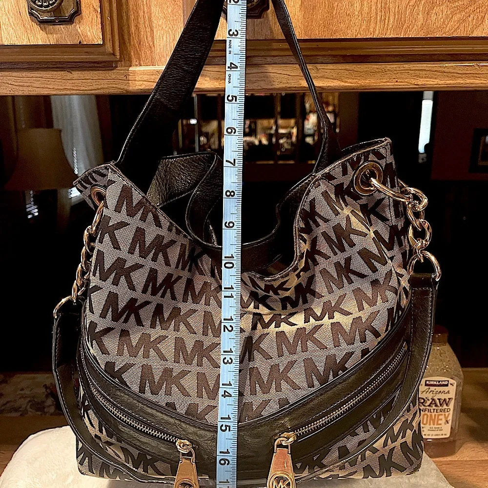 Michael Kors Signature ”Chained Jamesport”Black/Tan  jacquard canvas/Leather Bag - Picture 10 of 16